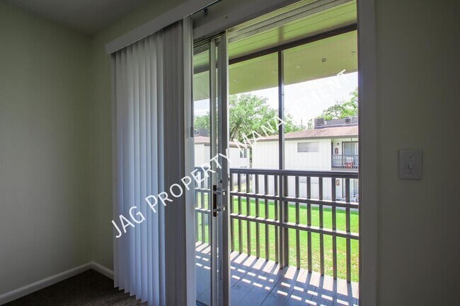 Building Photo - 1426 Berrier St