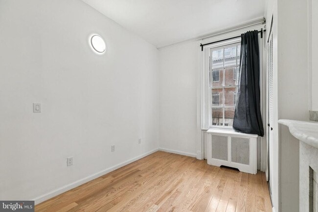 Building Photo - 1225 Spruce St