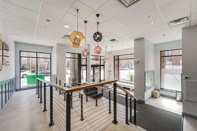 Building Photo - 126 Dudley St