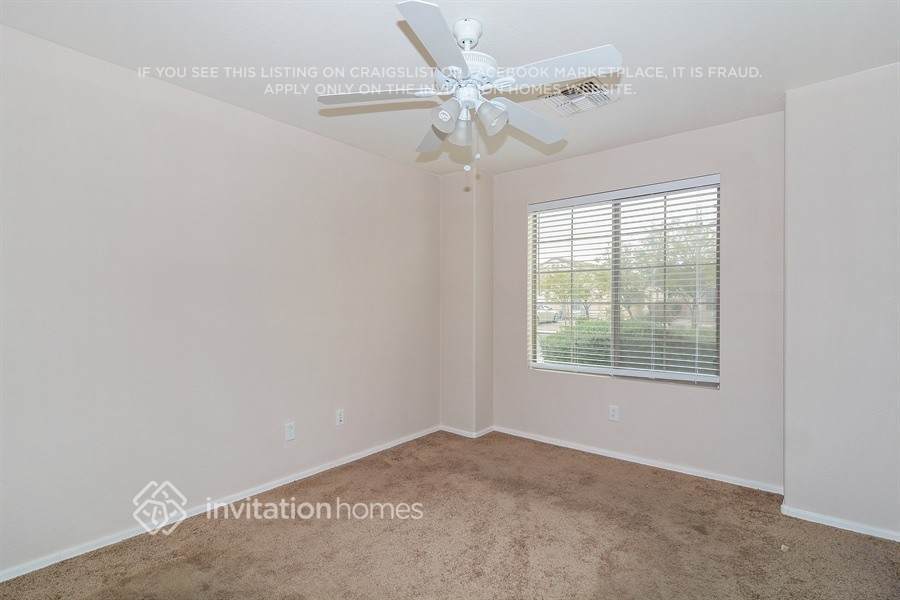 Building Photo - 14816 N 129th Dr