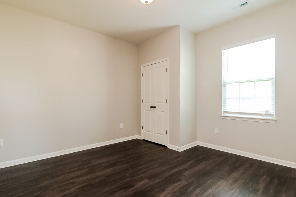 Building Photo - 238 S Great White Way