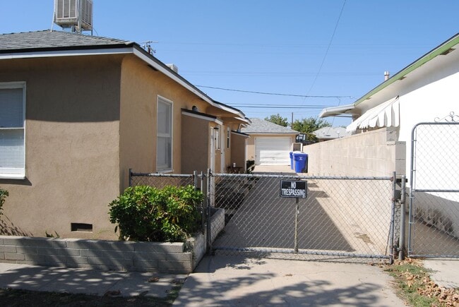 Building Photo - Two weeks of free rent during your third m...