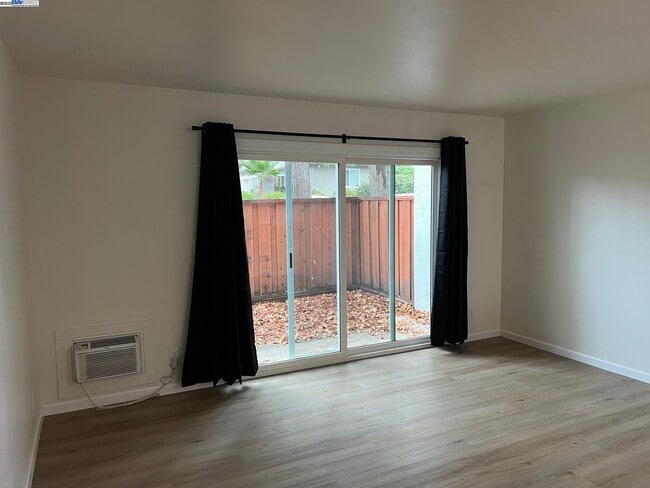 Building Photo - 3499 Norton Way