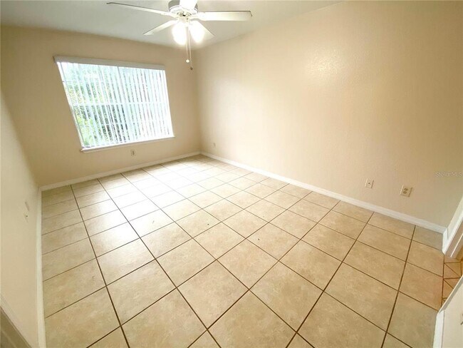 Building Photo - 10209 N Alafaya Trail