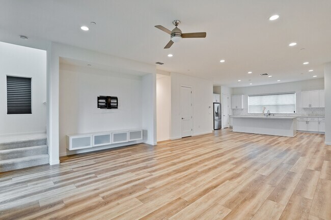 Building Photo - 2248 Solace Loop