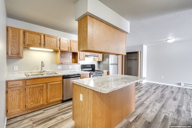 Interior Photo - Huckleberry Ridge