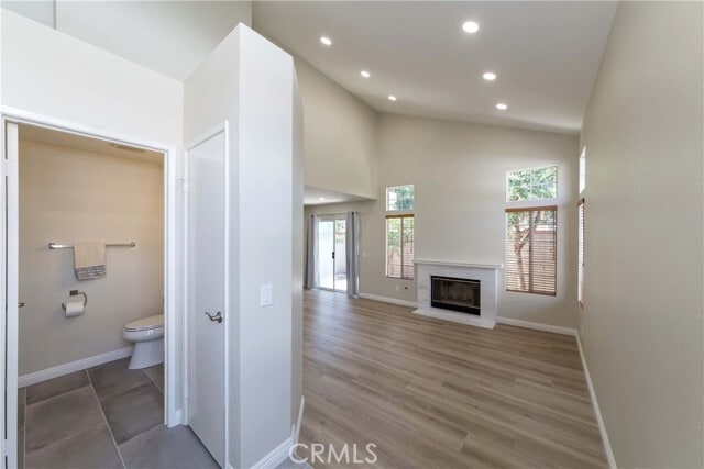 Building Photo - 2182 Avocado Dr