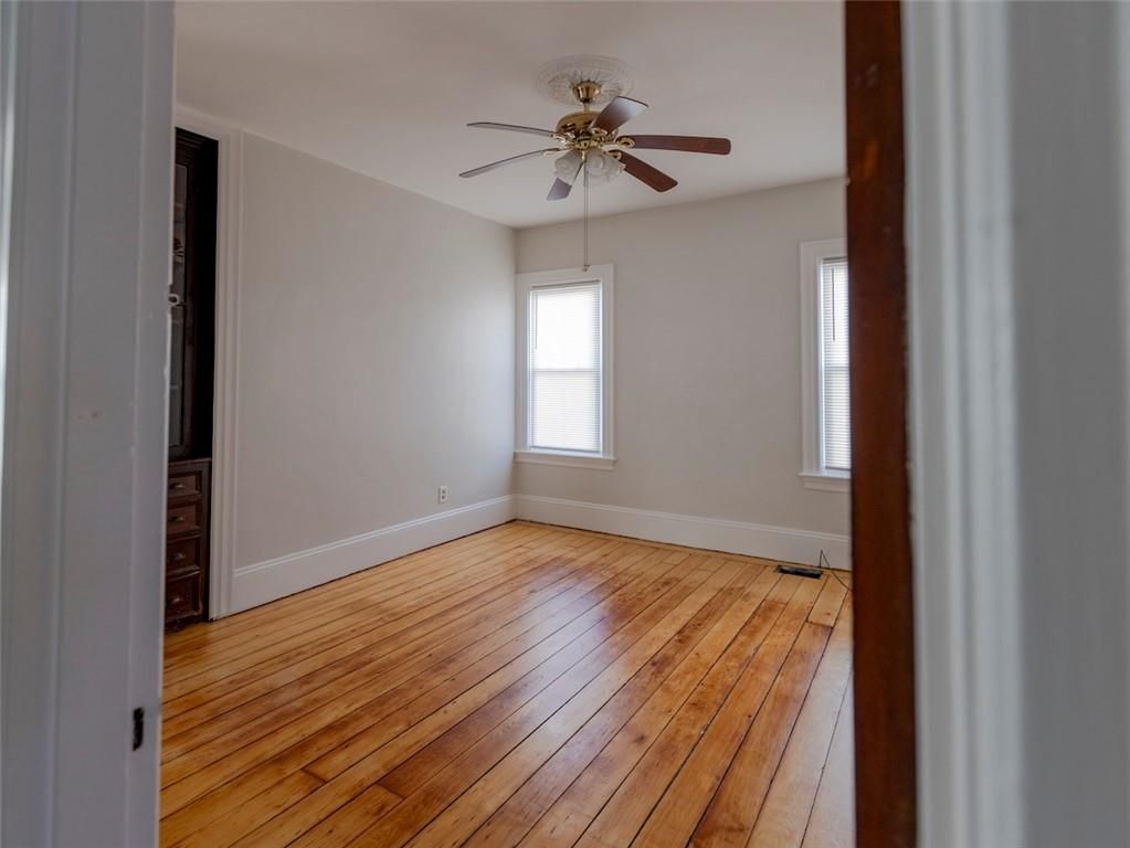 Building Photo - 18 Meader St