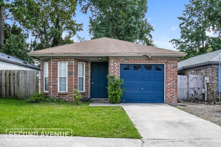 Primary Photo - 6114 Delmar Pl