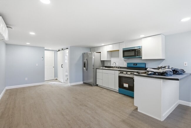 Building Photo - 4917 Moreland Heights Ln