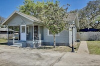 Building Photo - 3807 S Sanford Ave