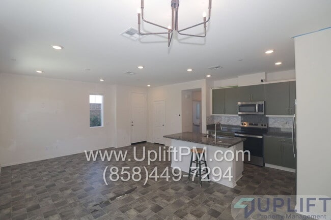 Building Photo - 36351 Elizabeth Ln