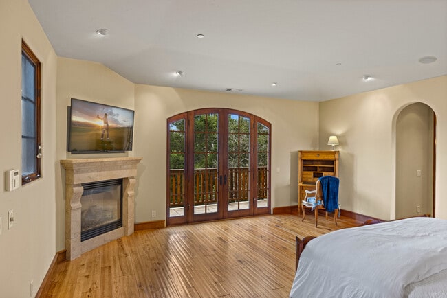 Building Photo - 3317 Taylor Rd