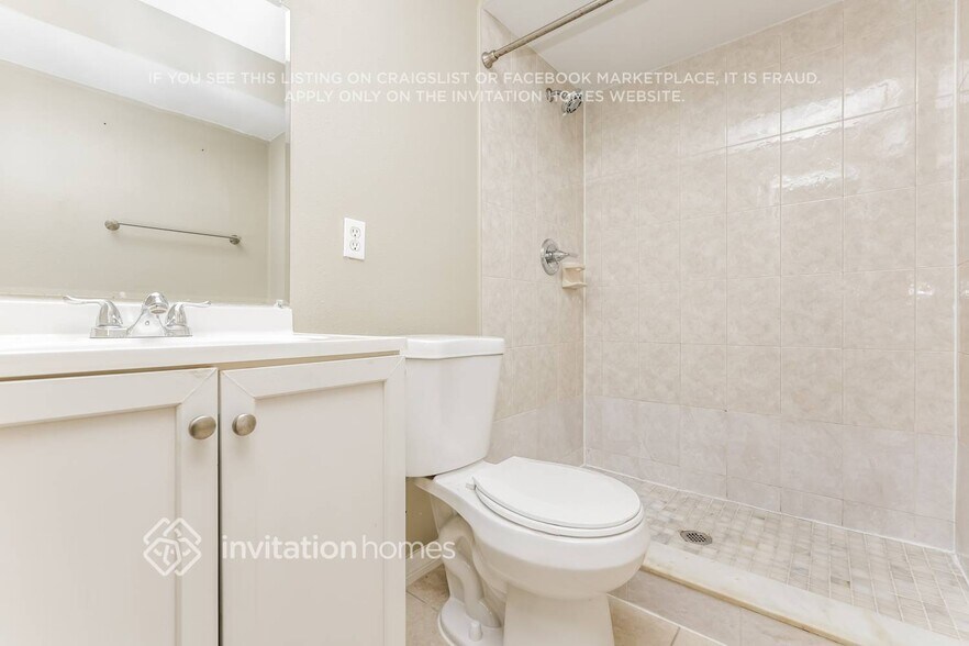 Building Photo - 7513 Meadow Dr