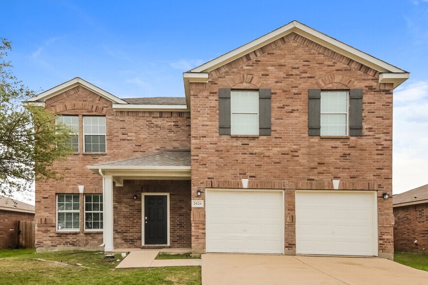 Primary Photo - 2026 Gardenia Dr