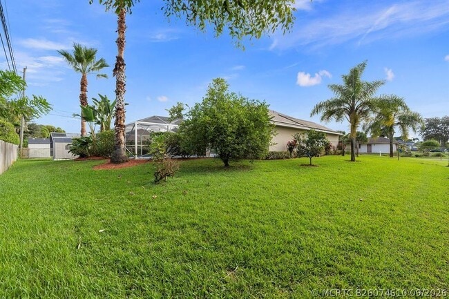 Building Photo - 2955 SW West Calabria Cir