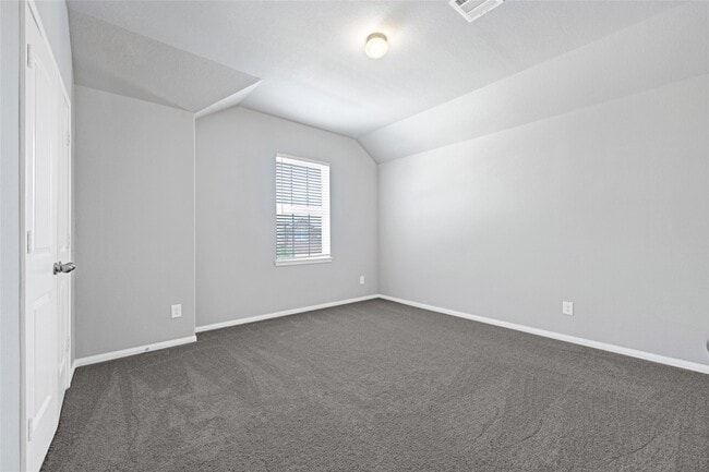 Building Photo - 24931 Pavarotti Pl