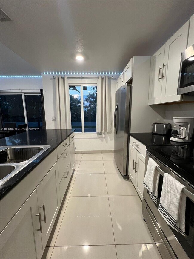 Building Photo - 25888 SW 139th Path