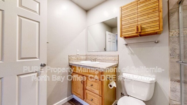 Building Photo - 652 Corlano Ave