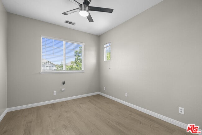 Building Photo - 30319 Cedar Oak Ln