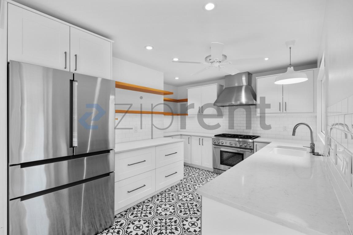 Building Photo - 1531 Silver Trail