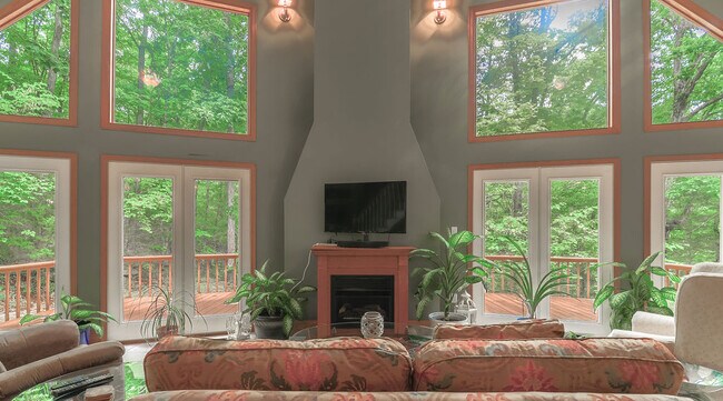 Building Photo - 610 Hickory Point Dr