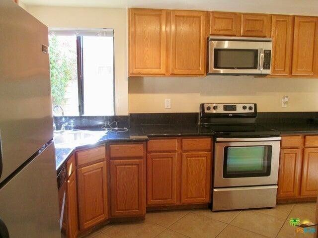 Building Photo - 74155 Candlewood St