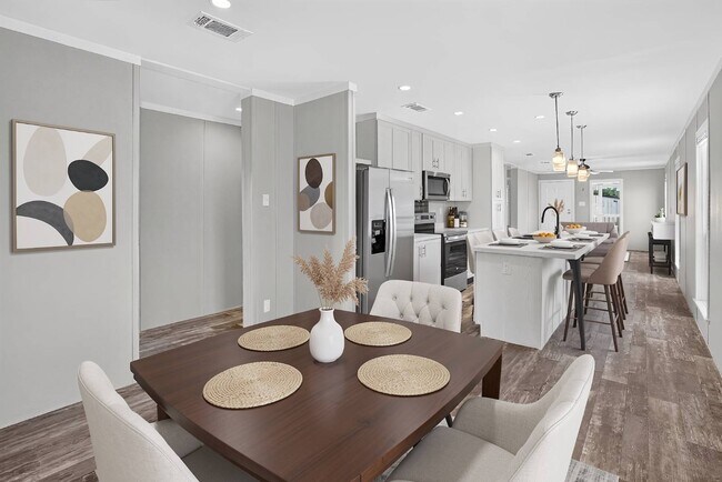 Building Photo - 221 Timothy Trl