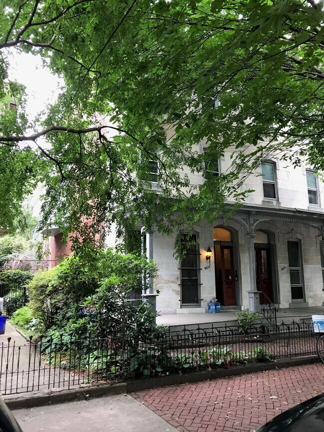 Primary Photo - 92 Salem St