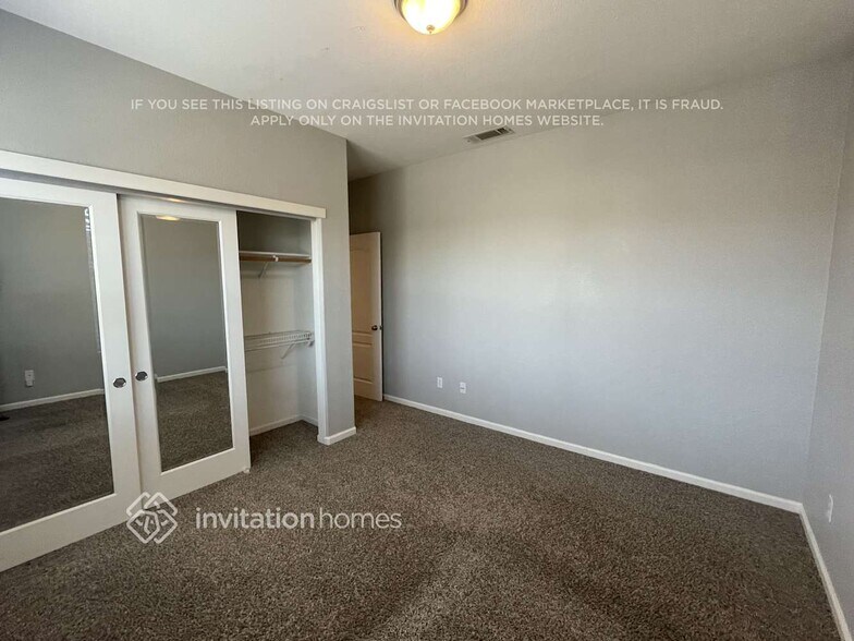 Building Photo - 1120 Villaggio Cir