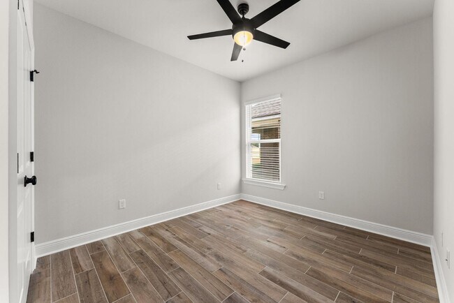 Building Photo - 35 Natureview Wy