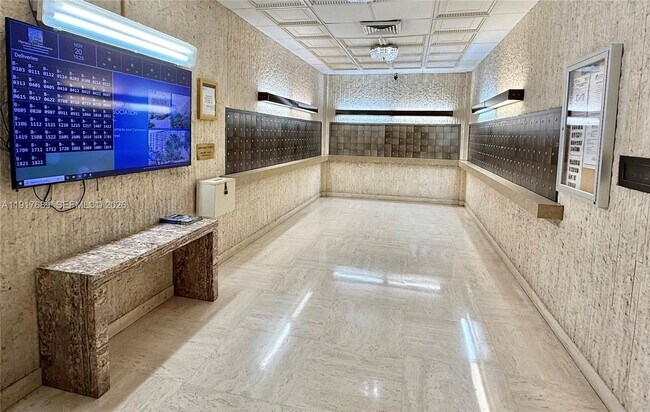 Building Photo - 600 Three Islands Boulevard