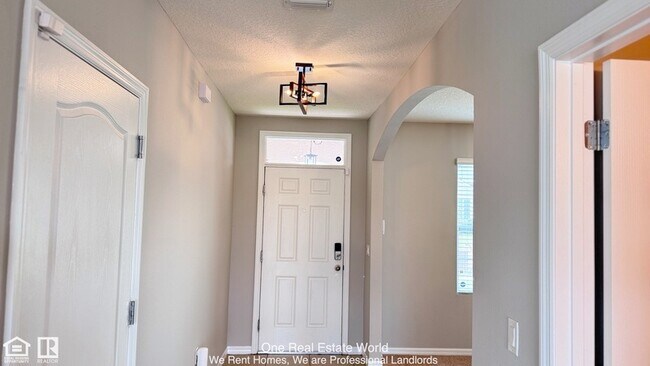 Building Photo - 362 Nova Dr