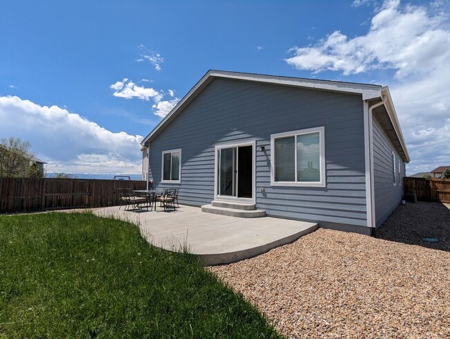 Building Photo - Perfect ranch home in Dacono!