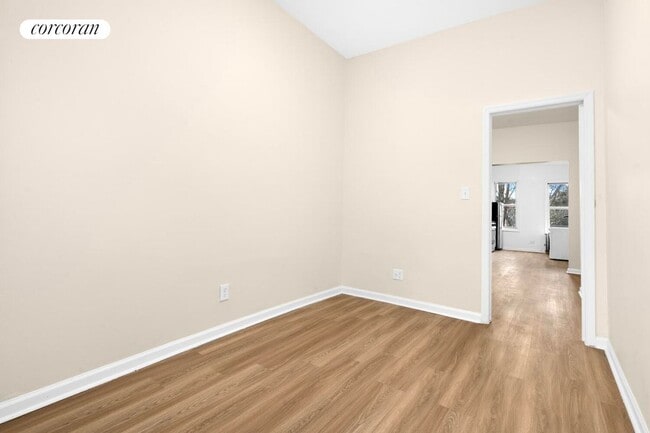 Building Photo - 190 Stockholm St