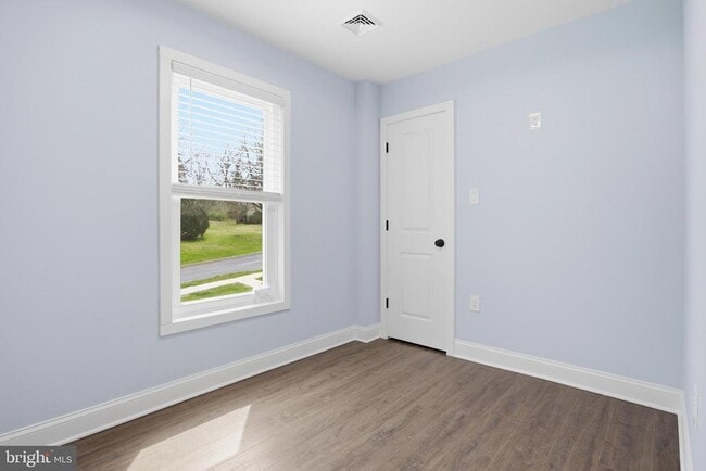 Building Photo - 51 Potter Ct