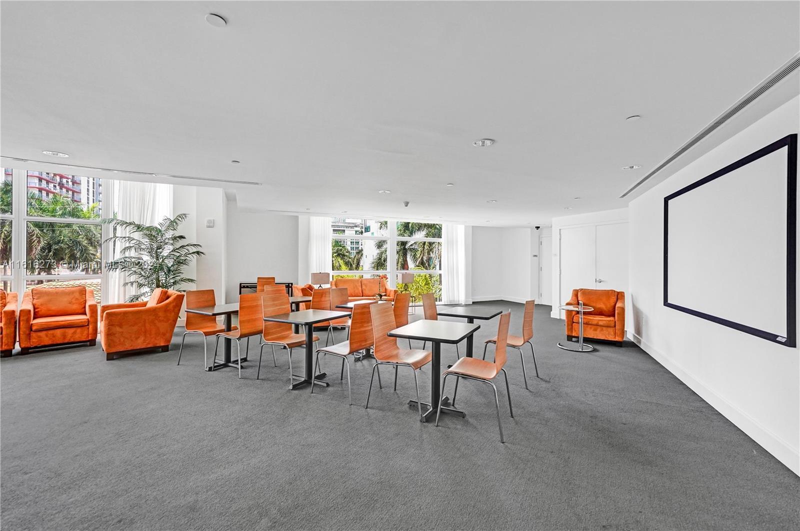 Amenities - 350 NE 24th St