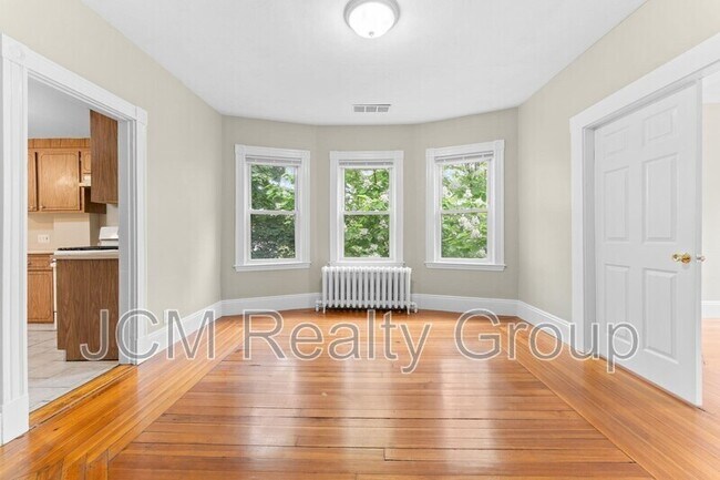 Building Photo - 45 Highland Ave