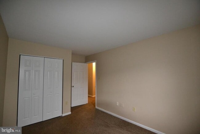 Building Photo - 619 4th St