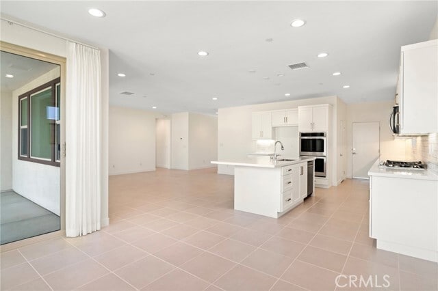 Building Photo - 74356 Nichols Dr