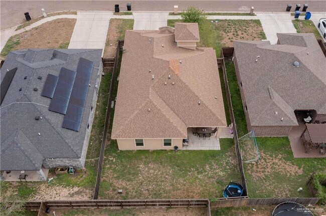 Building Photo - 2912 Fuerte Ave