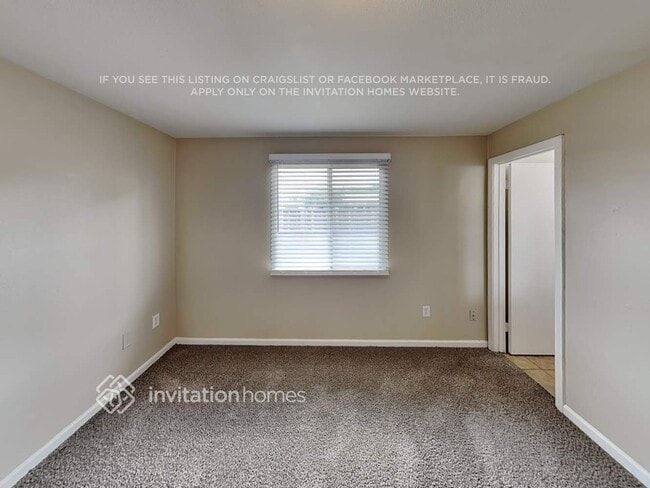 Building Photo - 1536 W Andorra Dr