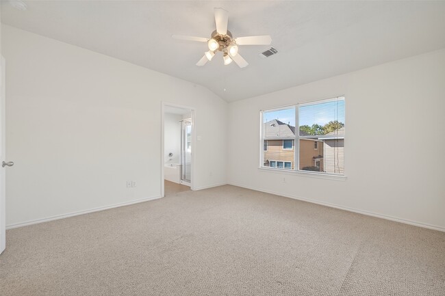 Building Photo - 25222 Boulder Bend Ln