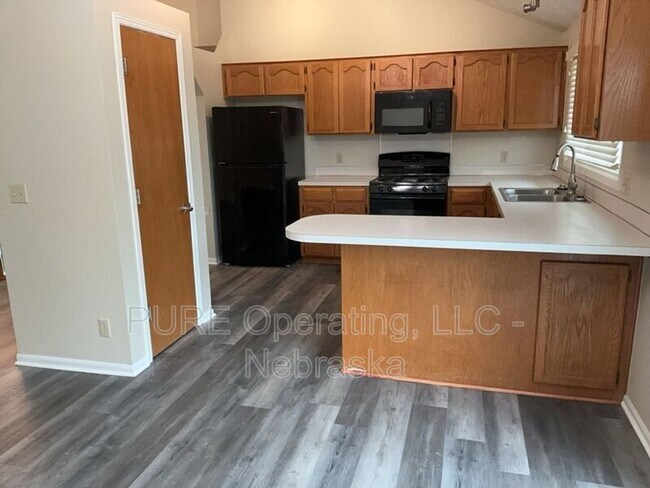 Building Photo - 6408 N 79th Ave