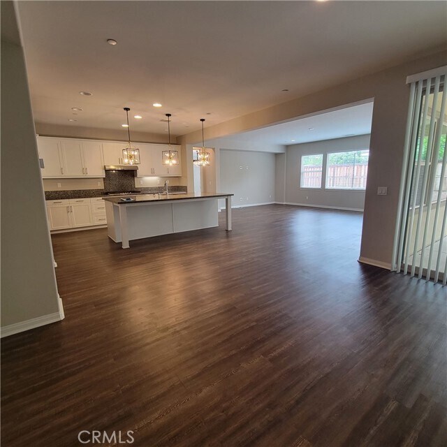 Building Photo - 27951 Mead Ct