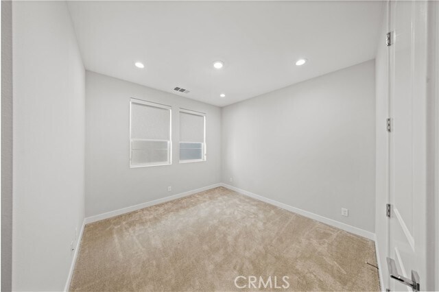 Building Photo - 120 Pin Ln