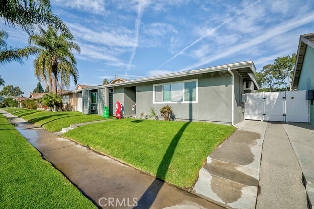 Building Photo - 6071 Lemon Ave