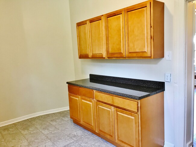 Building Photo - Highland Park - Apartments For Rent In Pit...