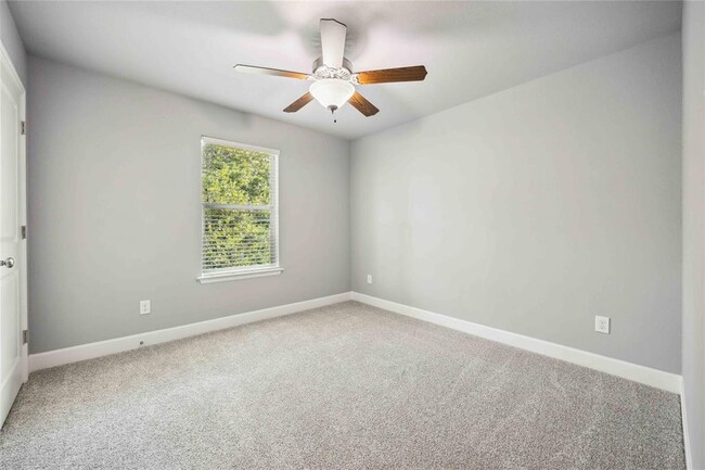 Building Photo - 4326 Darter St