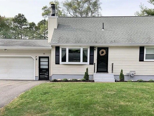 Building Photo - 15 Alvina Blvd